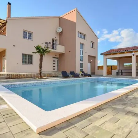 Apartamento Troskot *