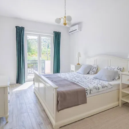 Apartamento Troskot *