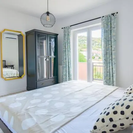 Troskot Apartamento Pirovac