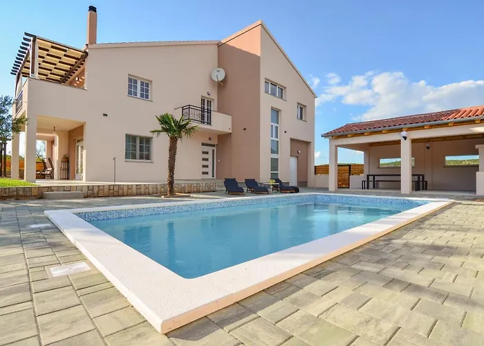 Appartement Troskot Pirovac